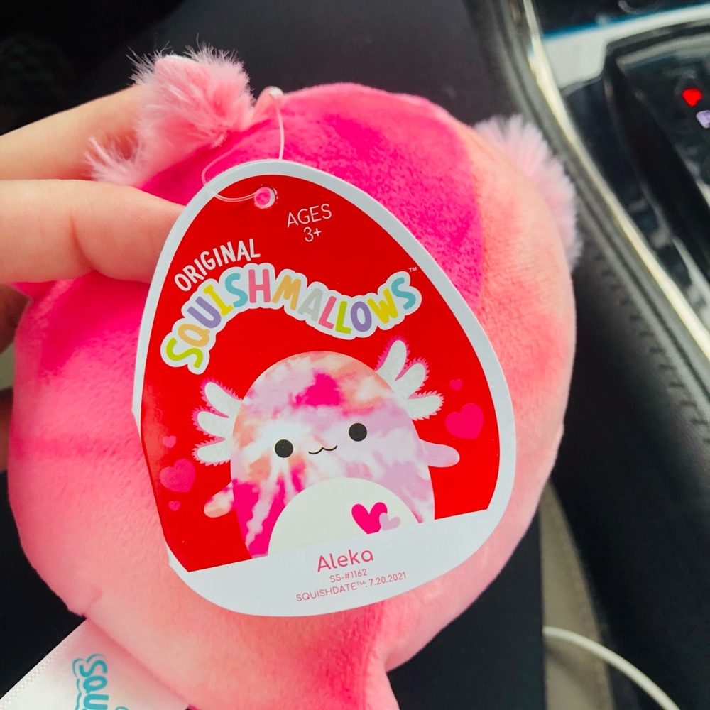 NWT valentines Squishmallow Axolotl 5” - Picture 3 of 3